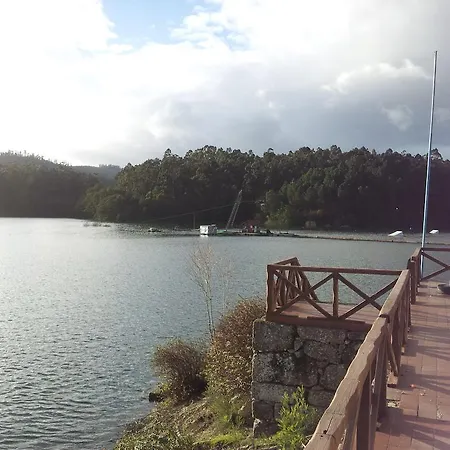 Hébergement de vacances Casa De Fora